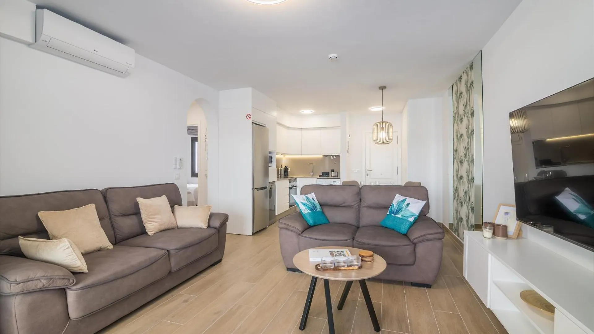 Casa Zuza - Ac, Heated Pool, 2 Terraces, 2 Bedrooms & Bathrooms, Tv Channels San Miguel de Abona Apartment